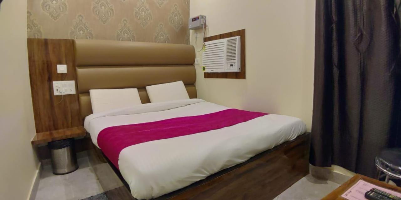 City Hotel Prayagraj Extérieur photo