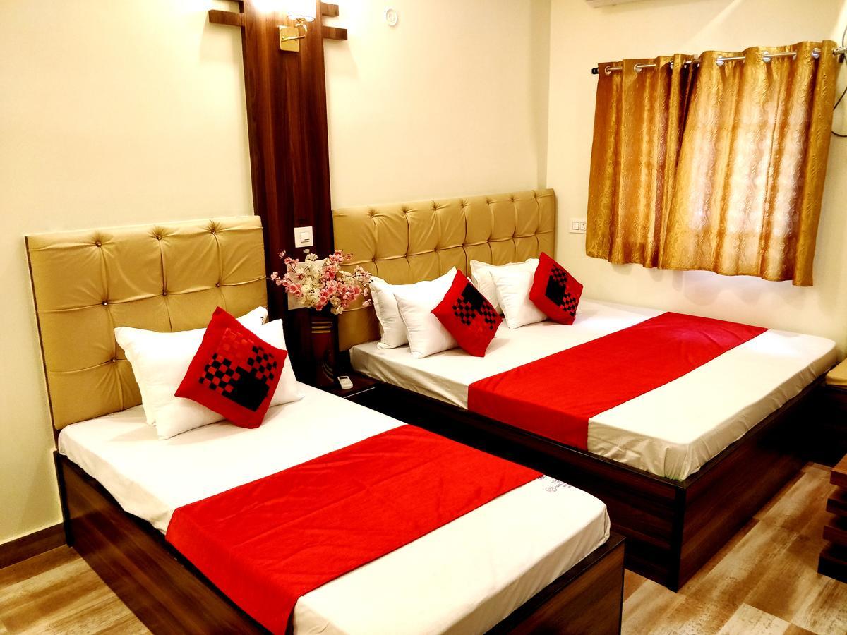 City Hotel Prayagraj Extérieur photo