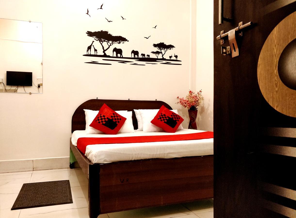 City Hotel Prayagraj Extérieur photo