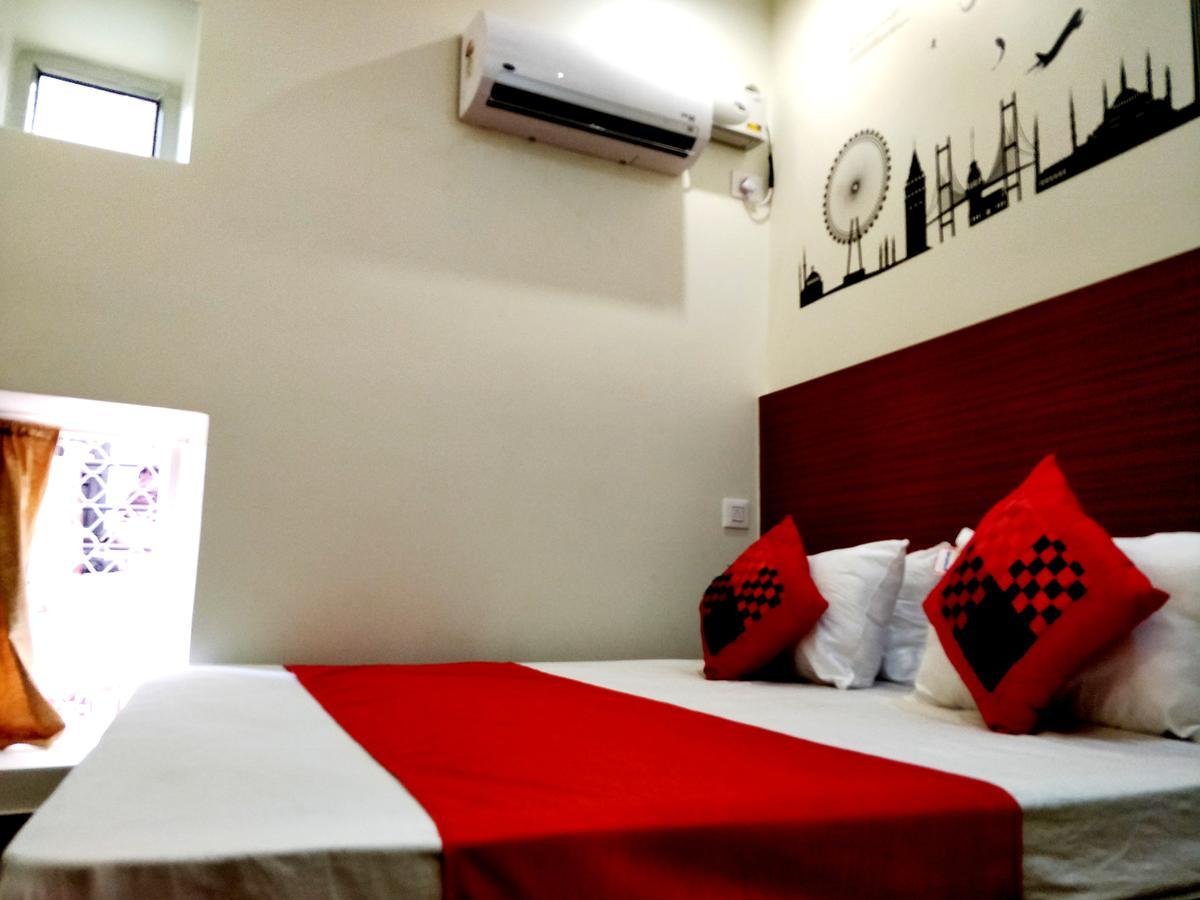 City Hotel Prayagraj Extérieur photo