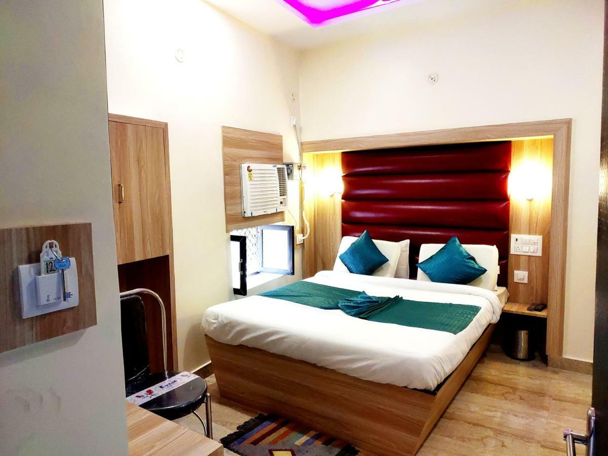 City Hotel Prayagraj Extérieur photo