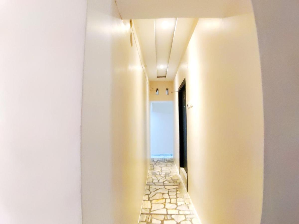 City Hotel Prayagraj Extérieur photo